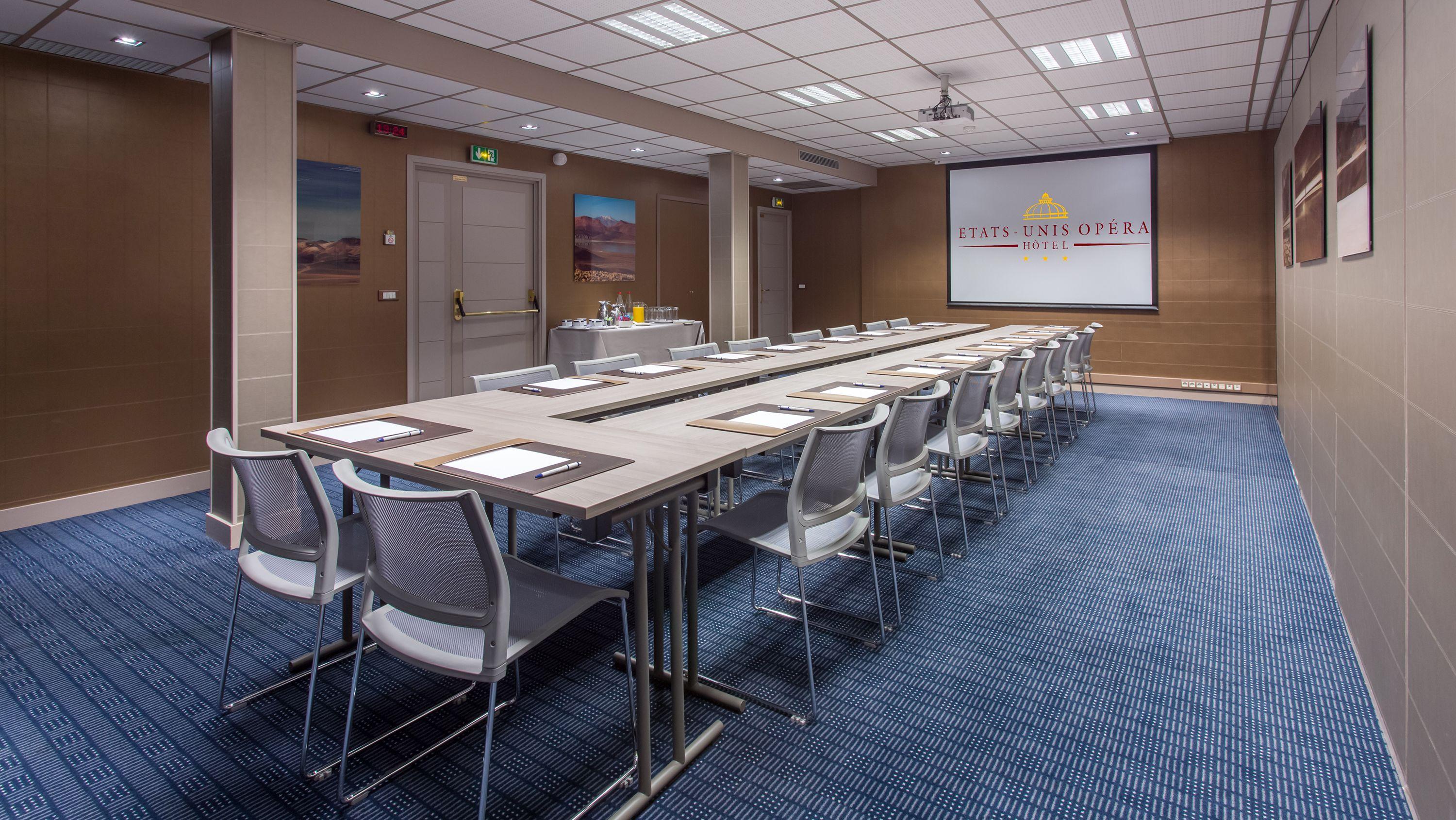 Etats Unis Opera Hotel Parigi